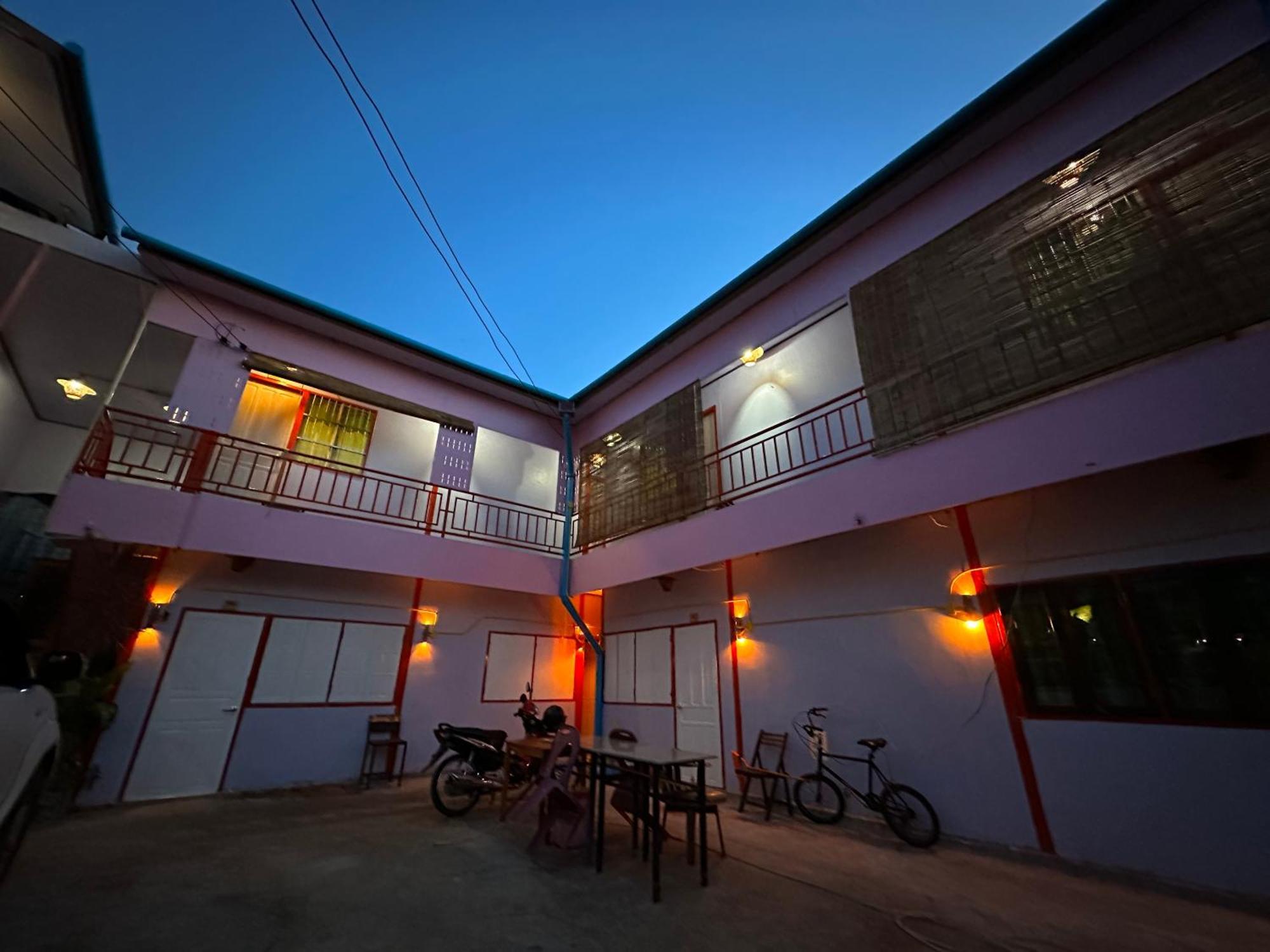 Heaven Guesthouse Паксе Экстерьер фото