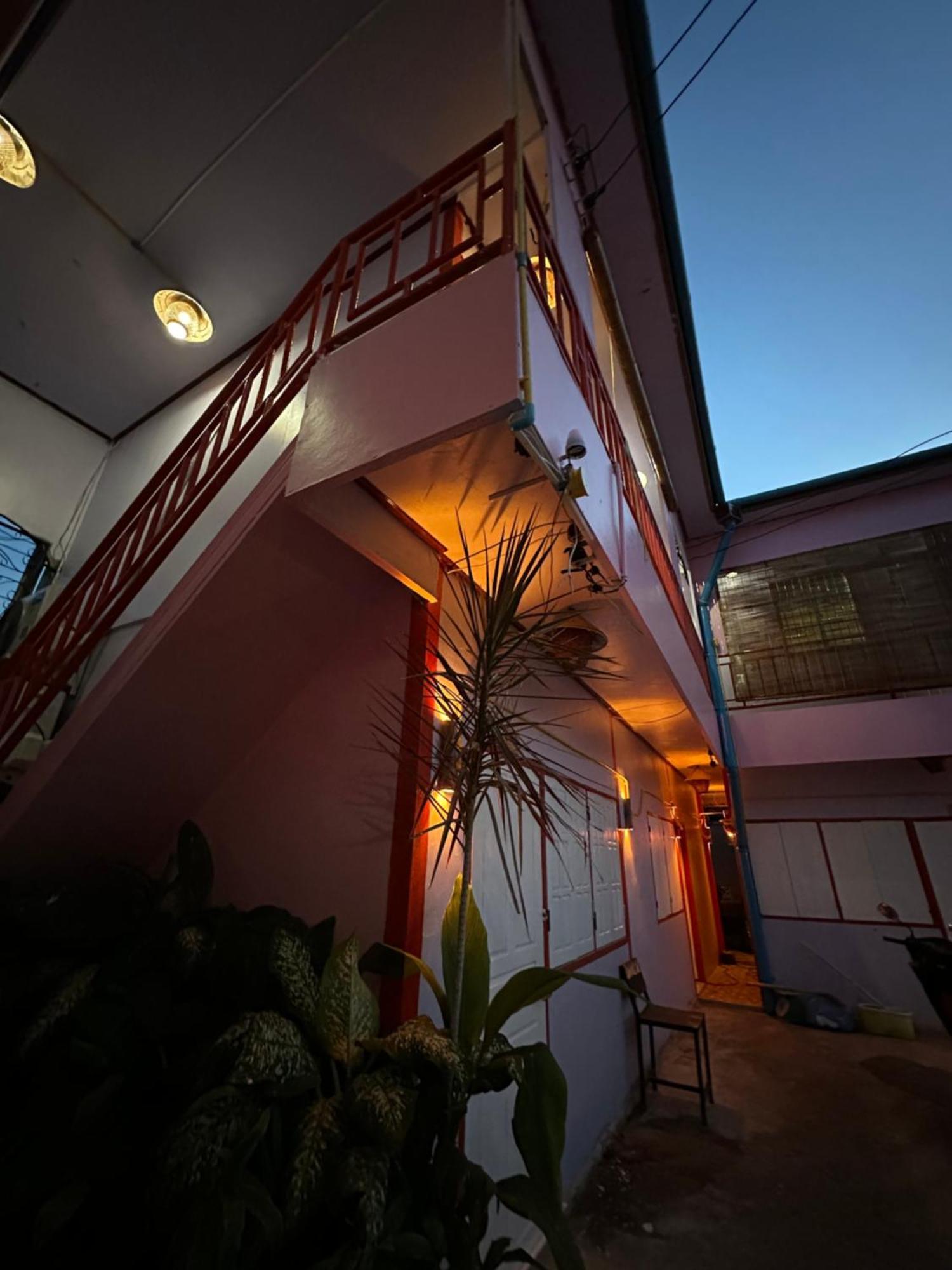 Heaven Guesthouse Паксе Экстерьер фото