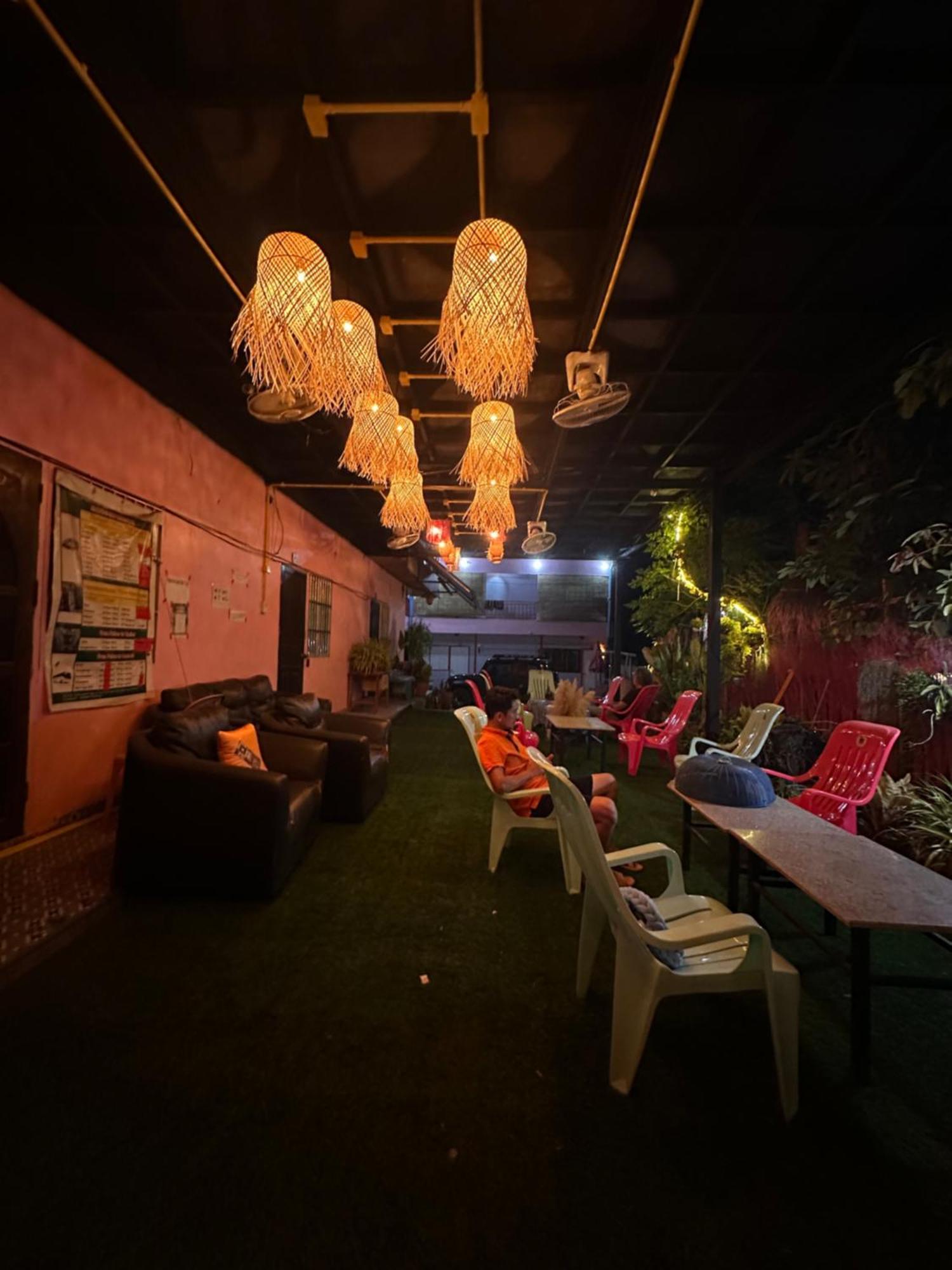 Heaven Guesthouse Паксе Экстерьер фото